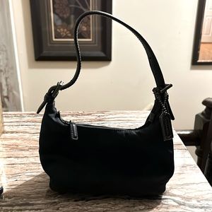 Black Coach purse handbag, small leather strap with keychain logo very good